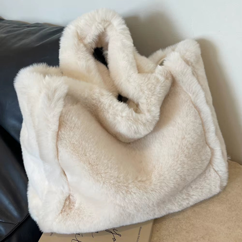 Chic Winter Women’s Plush Tote Bag – Spacious Faux Fur Handbag for Stylish Commuting