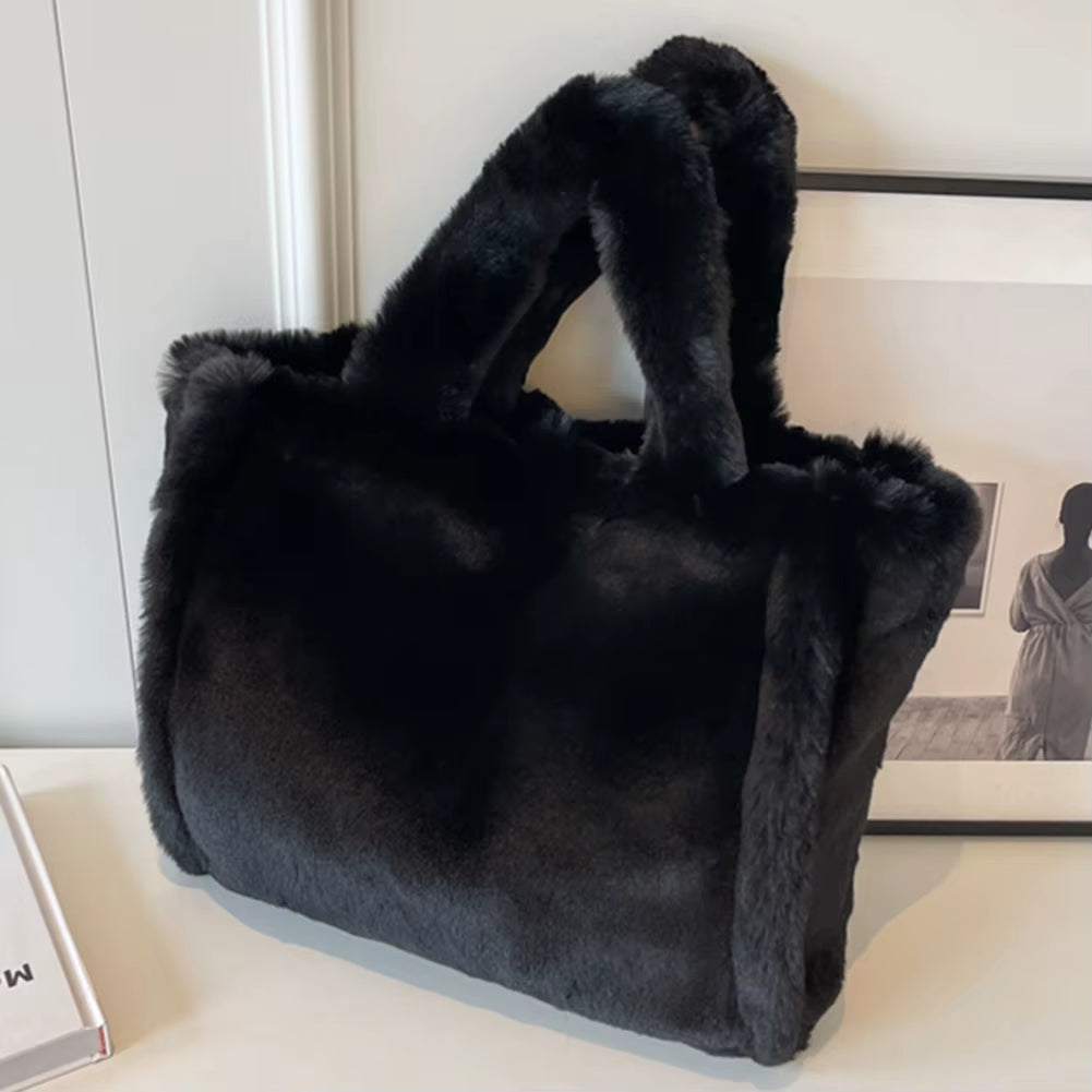 Chic Winter Women’s Plush Tote Bag – Spacious Faux Fur Handbag for Stylish Commuting