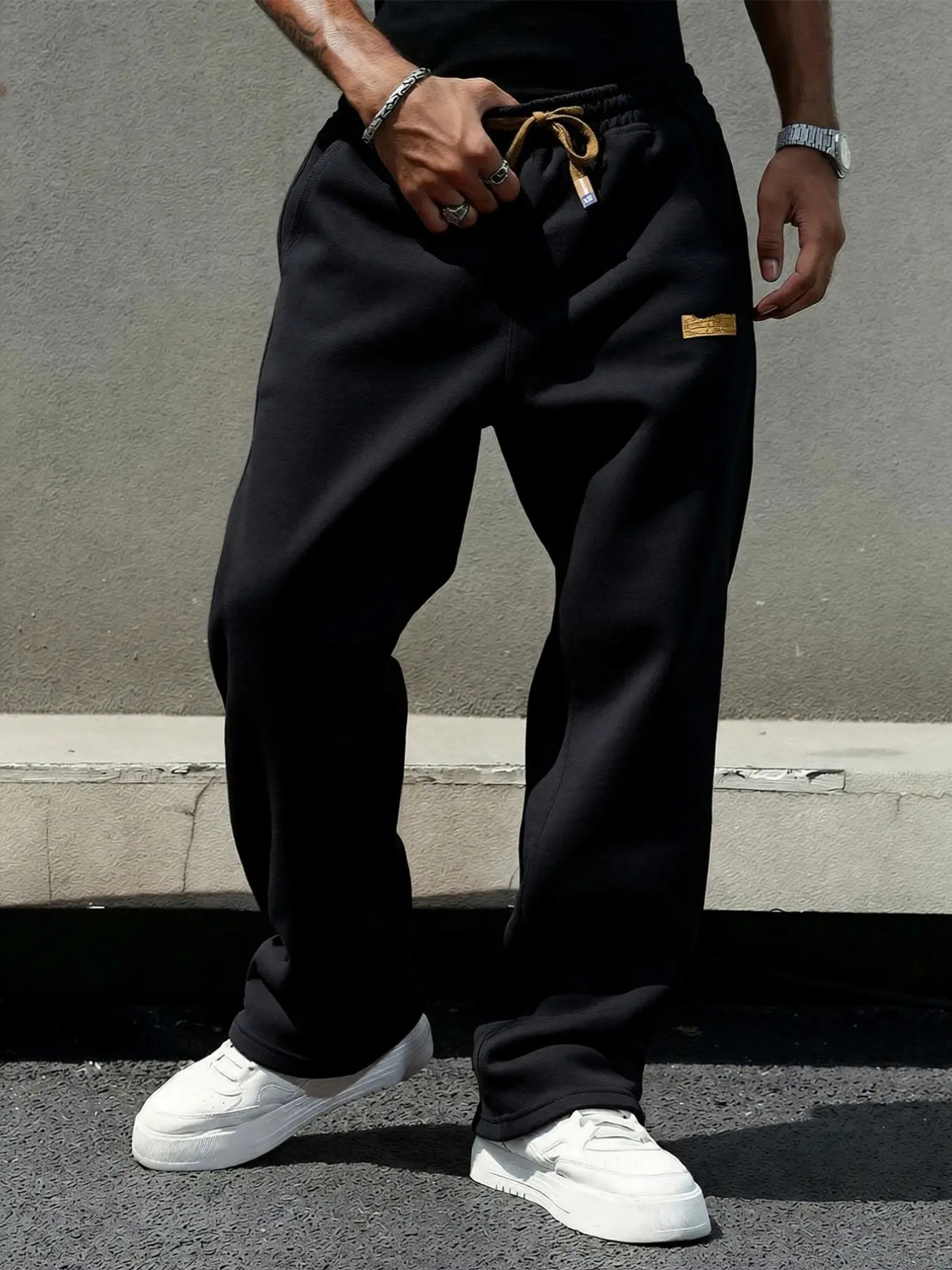 Men'S Four-Season Drawstring Elastic Waist Washed and Distressed Loose Straight Jeans, Non-Stretchy Denim Pants, Comfortable and Loose Fit. Suitable for Daily Casual Wear, Urban Gatherings, and Weekend Fashion Looks. a Must-Have Trendy Men'S Pants 🔥